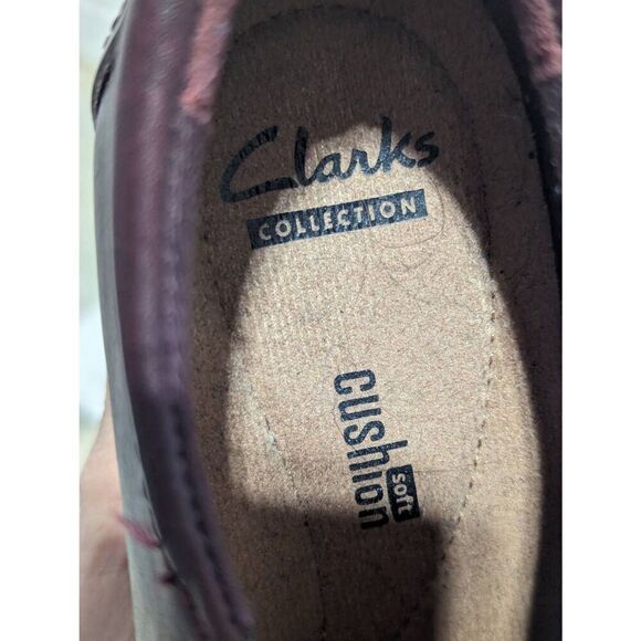 Clark's Women's Burgundy Round Toe Leather Zip side 2" Block Heel Bootie Size 7 - Picture 7 of 7